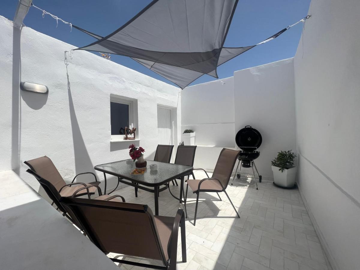 3 Bedroom House Included Free Car Rental 佩里萨 外观 照片